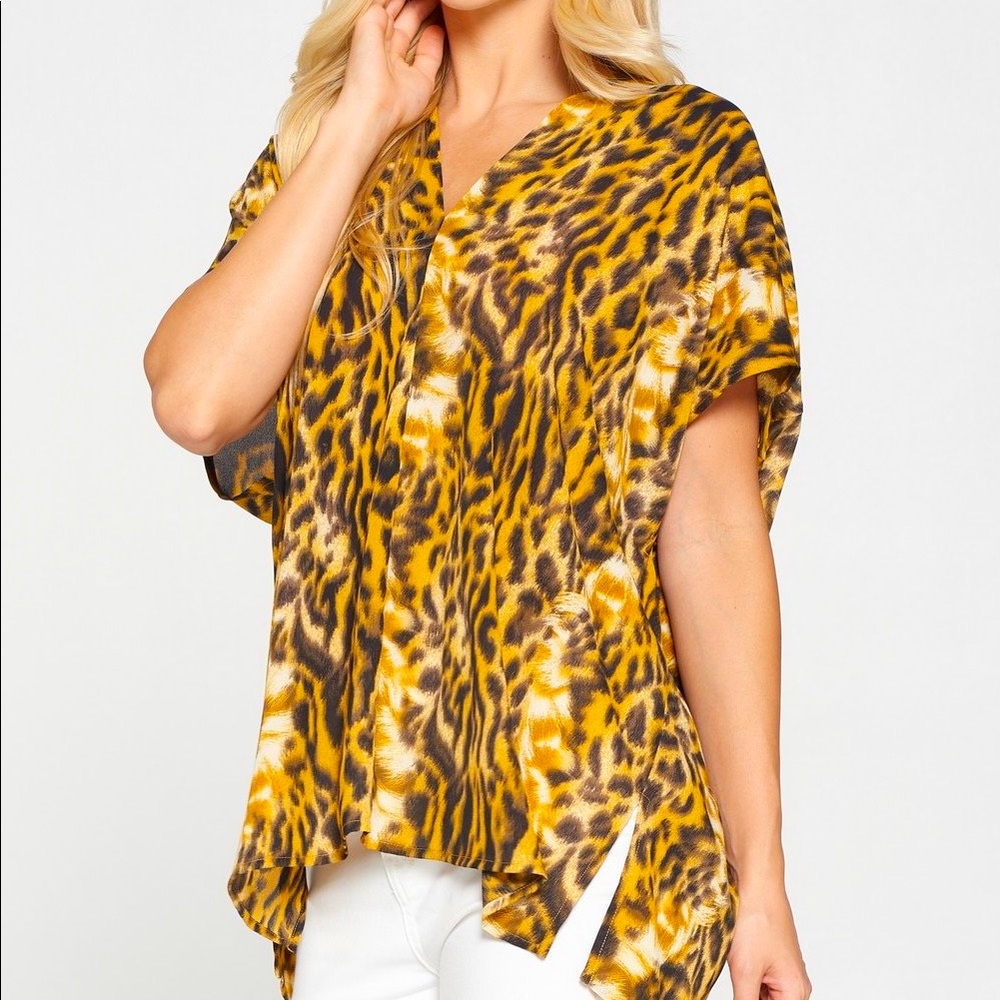 Adrienne Leopard V-Neck in Mustard/Black